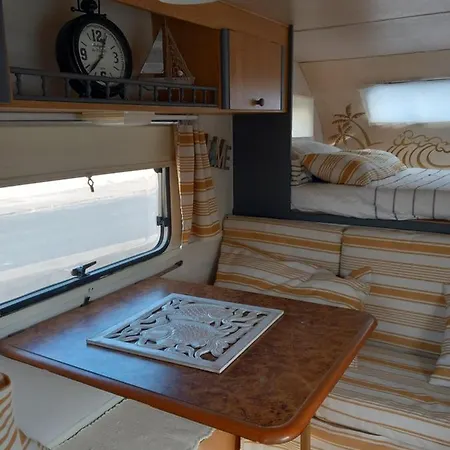 Le Camping Car De Sylvie קלטה דה פוסטה